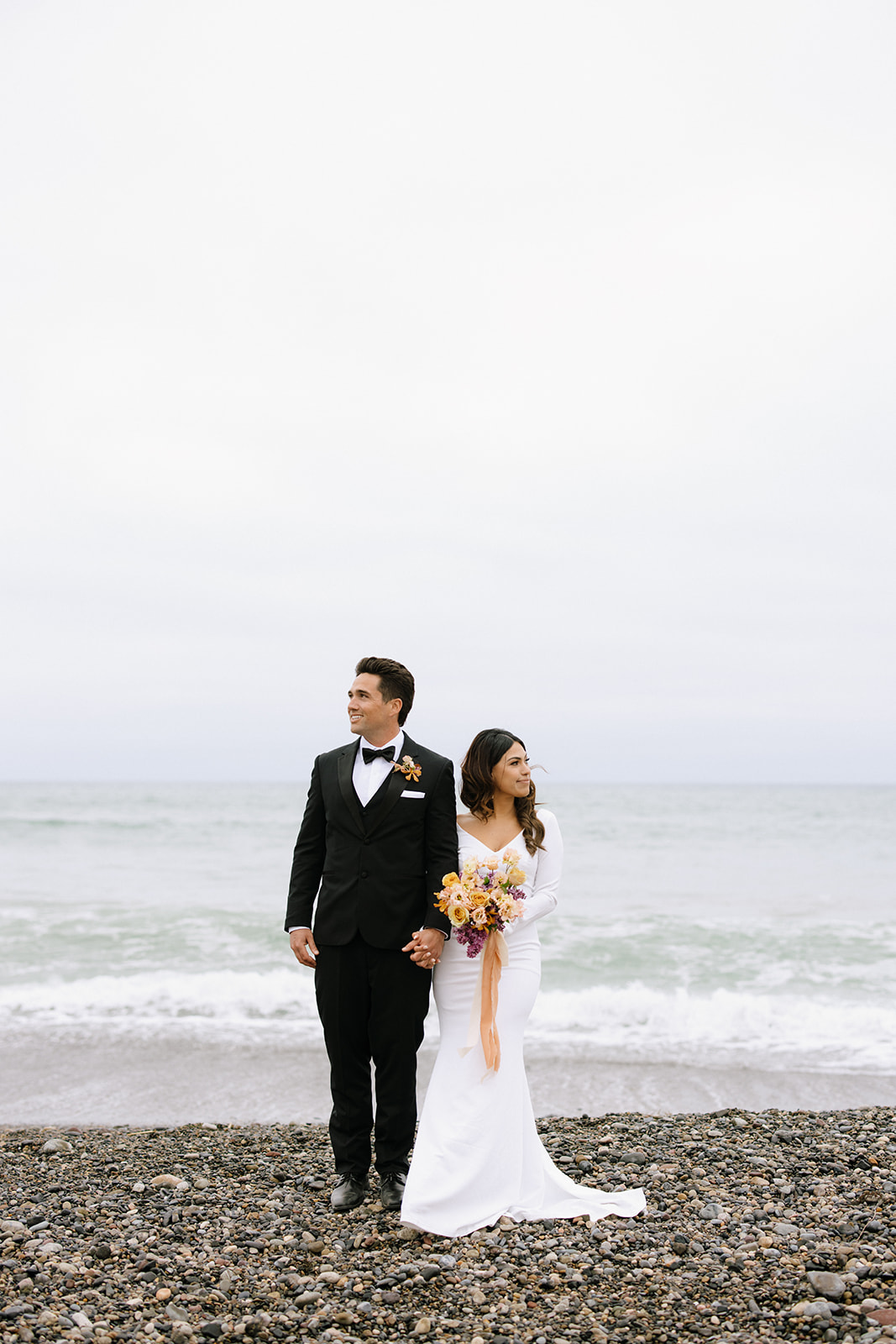 bride and groom photos on the beach 