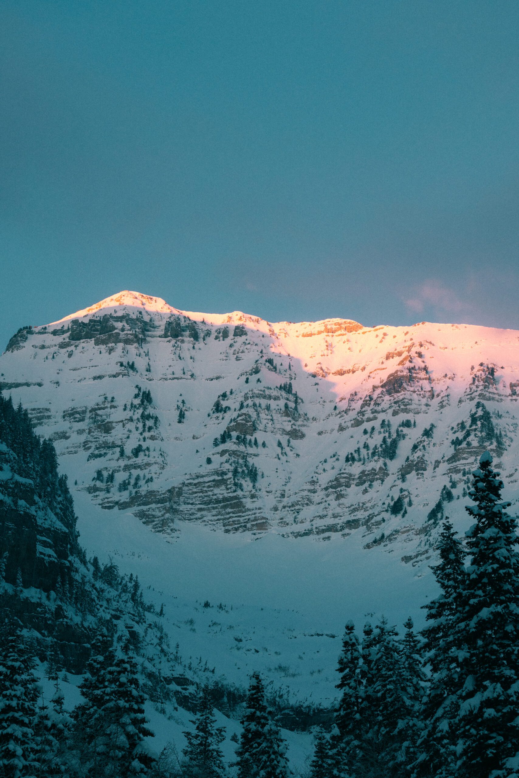 Snowy elopement in Park City, Utah