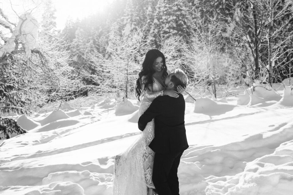 Snowy elopement in Park City, Utah