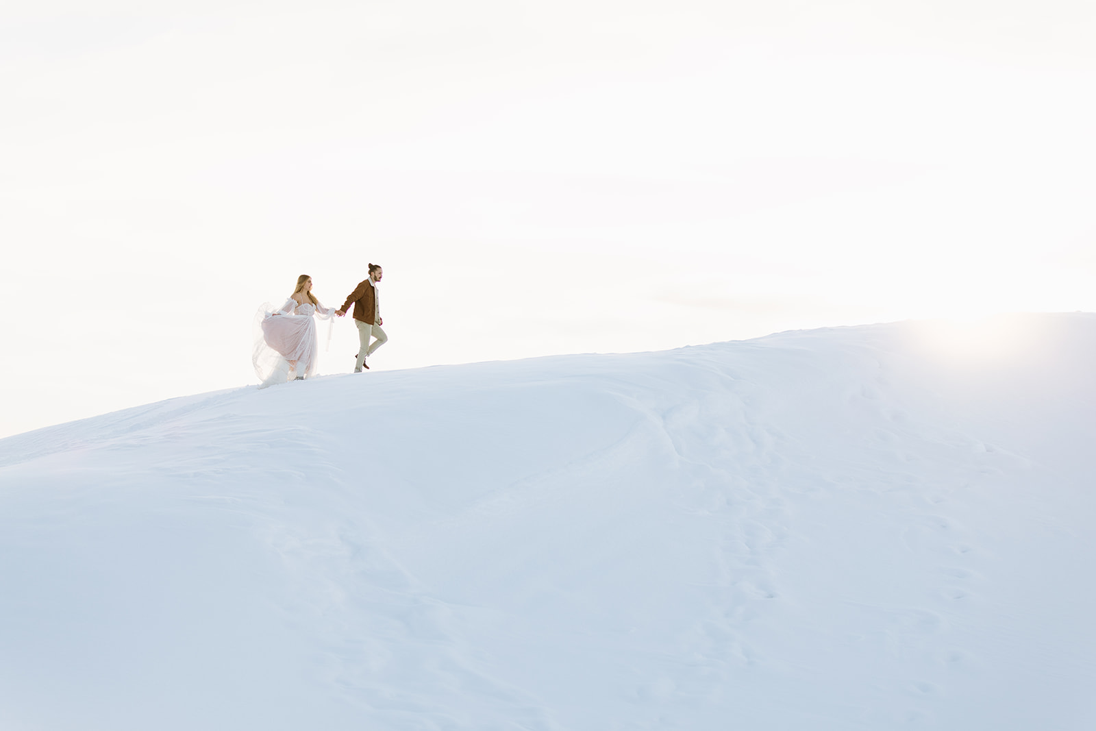 sand dunes winter elopement