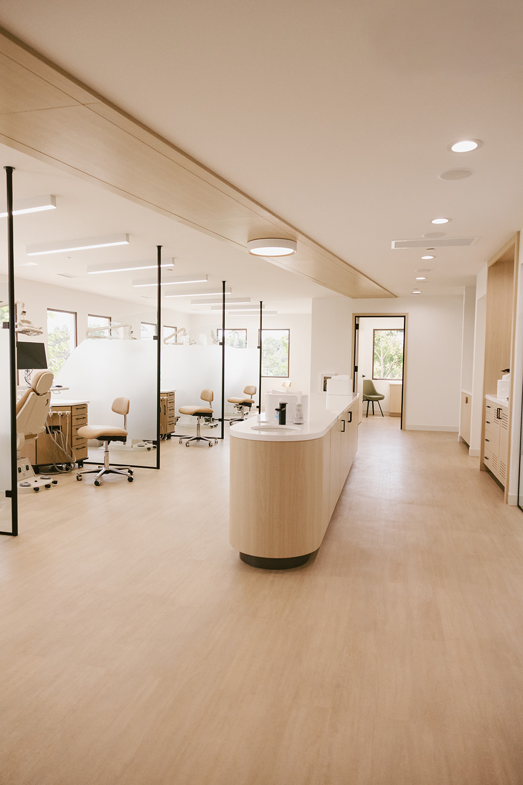 an aesthetic orthodontist office in Laguna Hills, CA