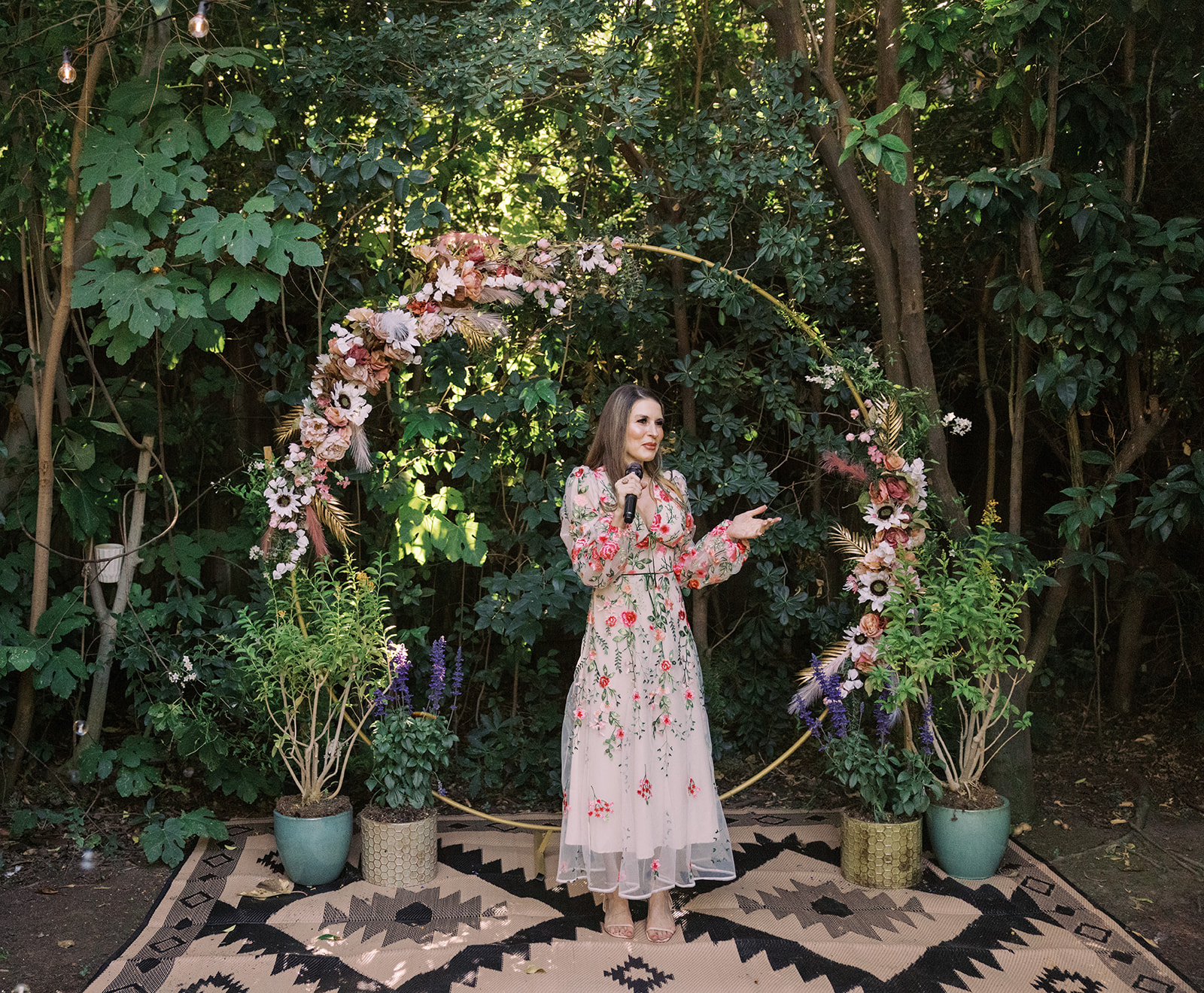 the groom's sister announcing the surprise Small Intimate Wedding